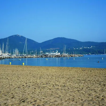 Gasrian - Meuble De Tourisme Classe 3 Etoiles, Avec Acces Et Piscine 公寓 *