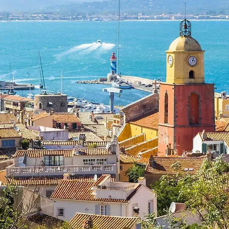 Gasrian - Meuble De Tourisme Classe 3 Etoiles, Avec Acces Et Piscine
