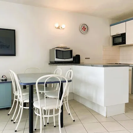 Gasrian - Meuble De Tourisme Classe 3 Etoiles, Avec Acces Et Piscine Διαμέρισμα Gassin
